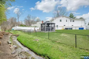 27 Howland Cir, Caldwell, NJ 07006 - Photo 29