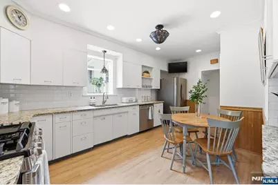 18 Irving Place, Nutley, NJ 07110 - Photo 13