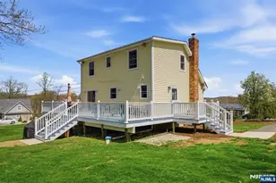 32 Pine Hill Rd, Mahwah, NJ 07430 - Photo 29