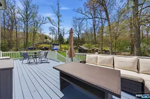 32 Pine Hill Rd, Mahwah, NJ 07430 - Photo 27
