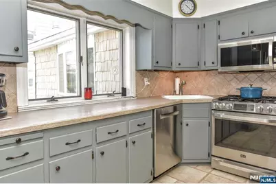 247 Grove Street, Lodi, NJ 07644 - Photo 7