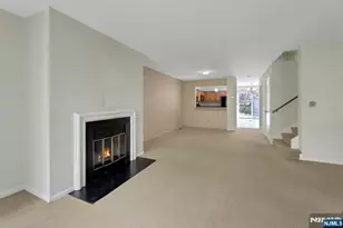257 Mountainview Dr, Mahwah, NJ 07430 - Photo 7
