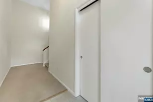 257 Mountainview Dr, Mahwah, NJ 07430 - Photo 5