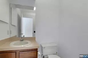 257 Mountainview Dr, Mahwah, NJ 07430 - Photo 15