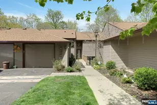 257 Mountainview Dr, Mahwah, NJ 07430 - Photo 1