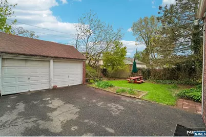 122 Holland Road, South Orange, NJ 07079 - Photo 11