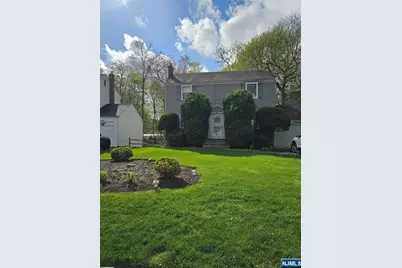 27 Longacre Drive, Livingston, NJ 07039 - Photo 1