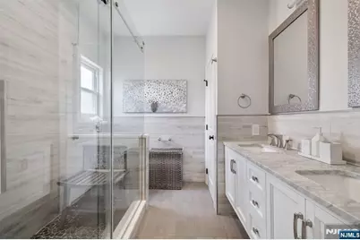 65 Clinton Park Drive, Bergenfield, NJ 07621 - Photo 19