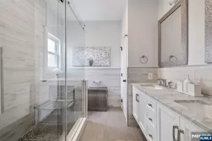 65 Clinton Park Dr, Bergenfield, NJ 07621 - Photo 19
