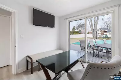65 Clinton Park Drive, Bergenfield, NJ 07621 - Photo 11