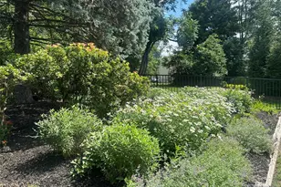8 Byron Ct, Allendale, NJ 07401 - Photo 25