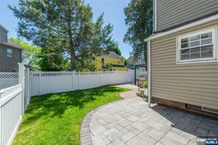 16 Haines Dr, Bloomfield, NJ 07003 - Photo 35