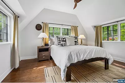 379 Highland Avenue, Montclair, NJ 07043 - Photo 19