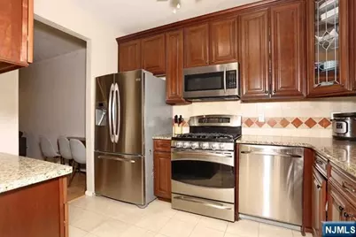 469 Hartford Drive 4070 #4070, Nutley, NJ 07110 - Photo 3