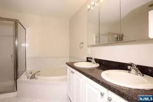 469 Hartford Dr 4070, Nutley, NJ 07110 - Photo 11