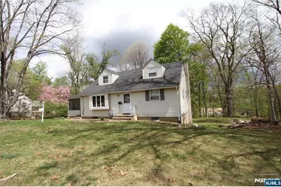 71 Dawn Avenue, North Haledon, NJ 07508 - Photo 3