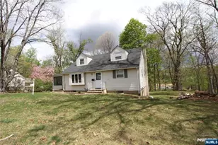 71 Dawn Ave, North Haledon, NJ 07508 - Photo 3