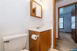 197 Fort Lee Rd, Teaneck Township, NJ 07666 - Photo 27