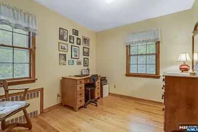 187 Henry Place, Wyckoff Township, NJ 07481 - Photo 17