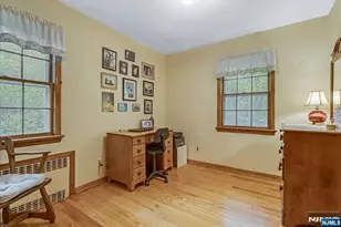 187 Henry Pl, Wyckoff Township, NJ 07481 - Photo 17