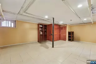 95 Rollinson St, West Orange Township, NJ 07052 - Photo 21