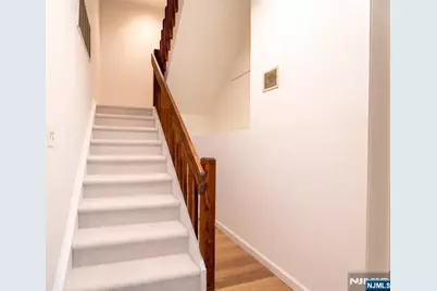 16 Cable, Montville Township, NJ 07045 - Photo 27