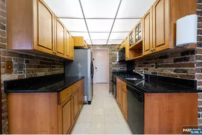 200 Winston Drive 401 #401, Cliffside Park, NJ 07010 - Photo 11