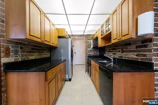 200 Winston Dr 401, Cliffside Park, NJ 07010 - Photo 11