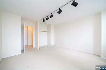 200 Winston Drive 401 #401, Cliffside Park, NJ 07010 - Photo 15