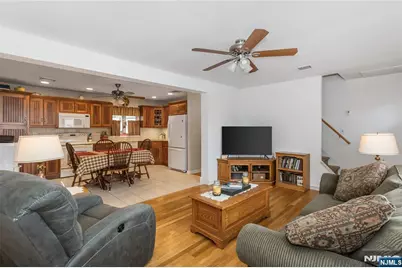 4 Lorelei Terrace, Lodi, NJ 07644 - Photo 5