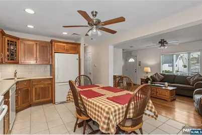4 Lorelei Terrace, Lodi, NJ 07644 - Photo 3