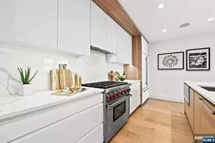 720 Clinton Street 508, Hoboken, NJ 07030 - Photo 9
