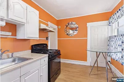 90 Renner Avenue, Newark, NJ 07112 - Photo 13