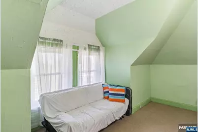 90 Renner Avenue, Newark, NJ 07112 - Photo 19