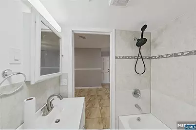78 Beverly Street, Newark, NJ 07108 - Photo 29