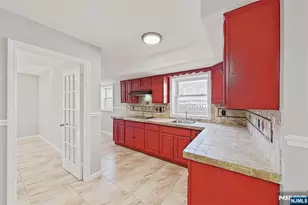 78 Beverly St, Newark, NJ 07108 - Photo 31