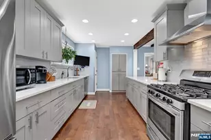 60 Vanderburgh Ave, Rutherford, NJ 07070 - Photo 23