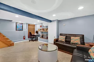 60 Vanderburgh Ave, Rutherford, NJ 07070 - Photo 39