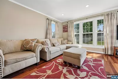 4 Greenwood Avenue, West Orange Township, NJ 07052 - Photo 9