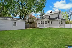 501 Cumberland Ave, Teaneck Township, NJ 07666 - Photo 27