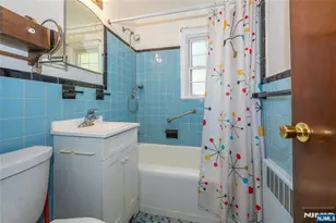 60 Sutton Ave, Totowa, NJ 07512 - Photo 13
