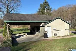 56 E Lake Shore Rd, Hardyston Township, NJ 07460 - Photo 43