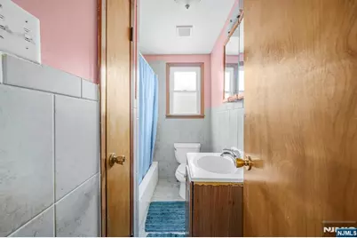 172 Chestnut Street, Newark, NJ 07105 - Photo 21