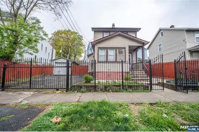 25-27 Goodwin Avenue, Newark, NJ 07112 - Photo 3