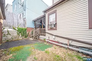 25-27 Goodwin Ave, Newark, NJ 07112 - Photo 19