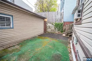 25-27 Goodwin Ave, Newark, NJ 07112 - Photo 27
