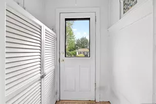 618 Wyndemere Ave, Ridgewood, NJ 07450 - Photo 17