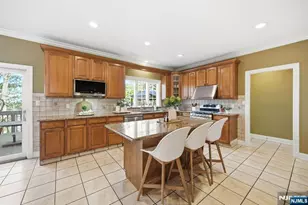 56 Burnet Hill Rd, Livingston, NJ 07039 - Photo 9