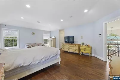 4 Leoson Parkway, Old Tappan, NJ 07675 - Photo 27
