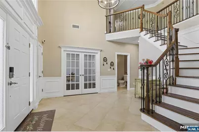 4 Leoson Parkway, Old Tappan, NJ 07675 - Photo 5